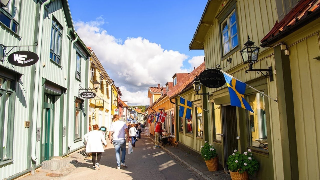 Sigtuna – Sveriges äldsta stad vid Mälarens strand